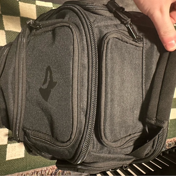 Husky Backpack - Picture 4 of 4